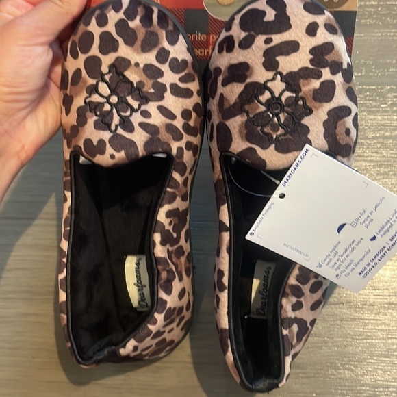 NWT WOMENS DEARFOAMS well memory foam, no sweat comfort house flats size small‍﻿ - Picture 6 of 6